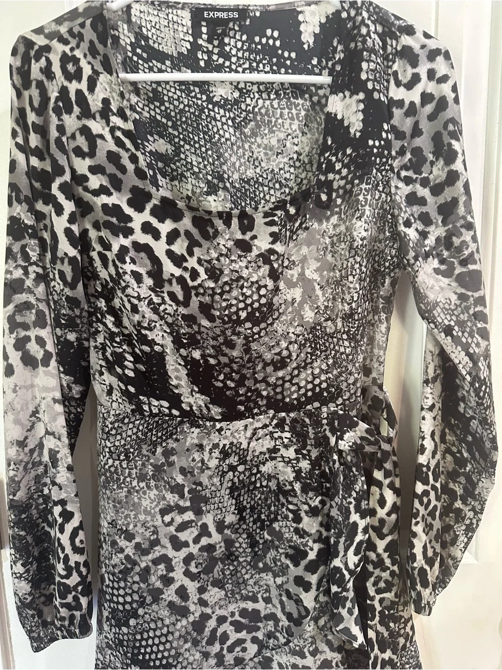 Express Women’s Mixed Animal Print Long Sleeve Tie-Waist Mini Dress satin